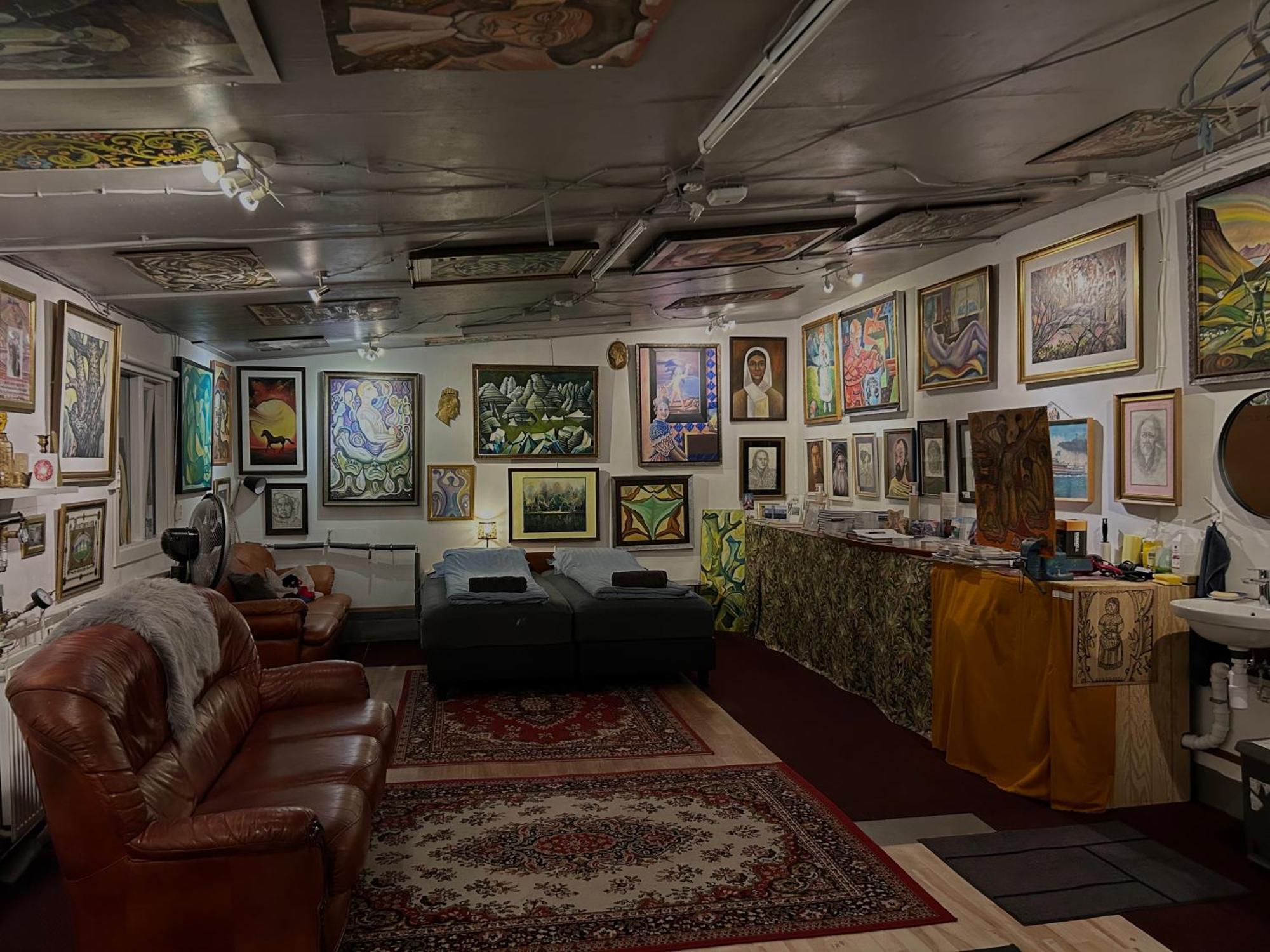Brimarsbru Sleep Inn-Art Gallery Njarthvik Exterior foto